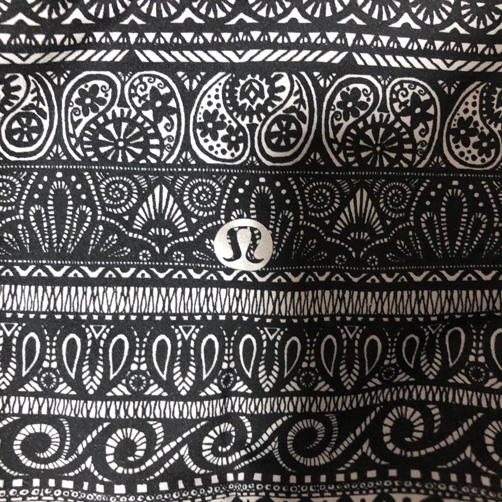 Lululemon leggings - Picture 3 of 5